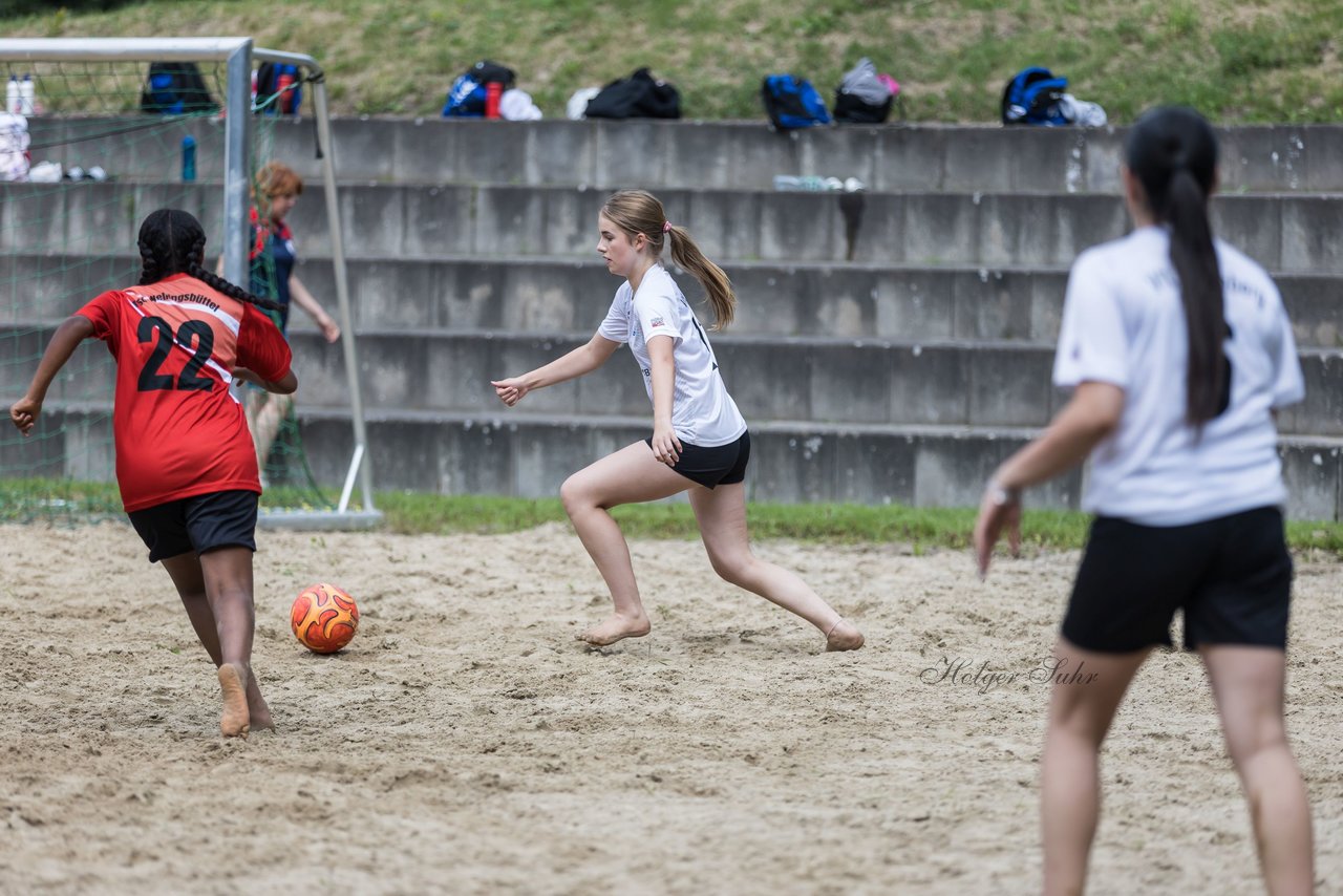 Bild 89 - wBJ/wCJ Beachsoccer Cup